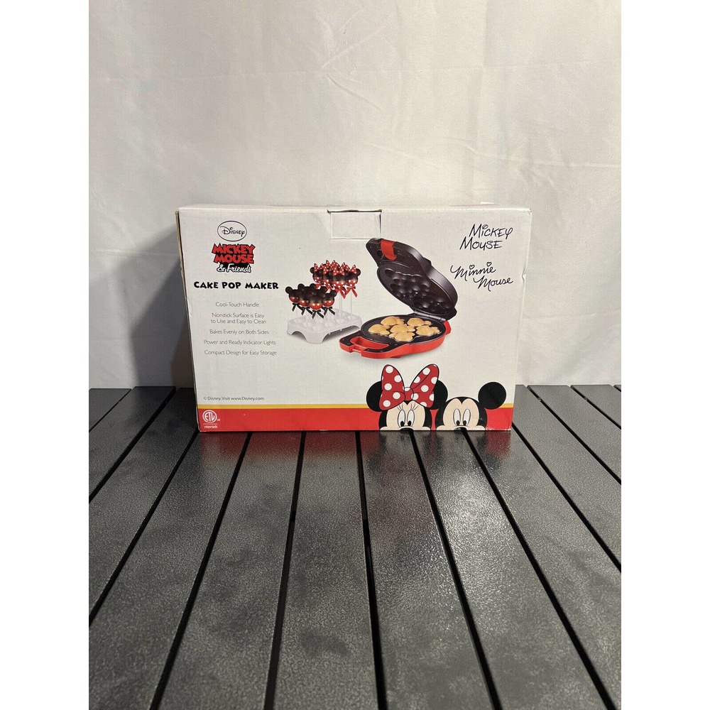 Disney Mickey Mouse & Friends Cake Pop Maker